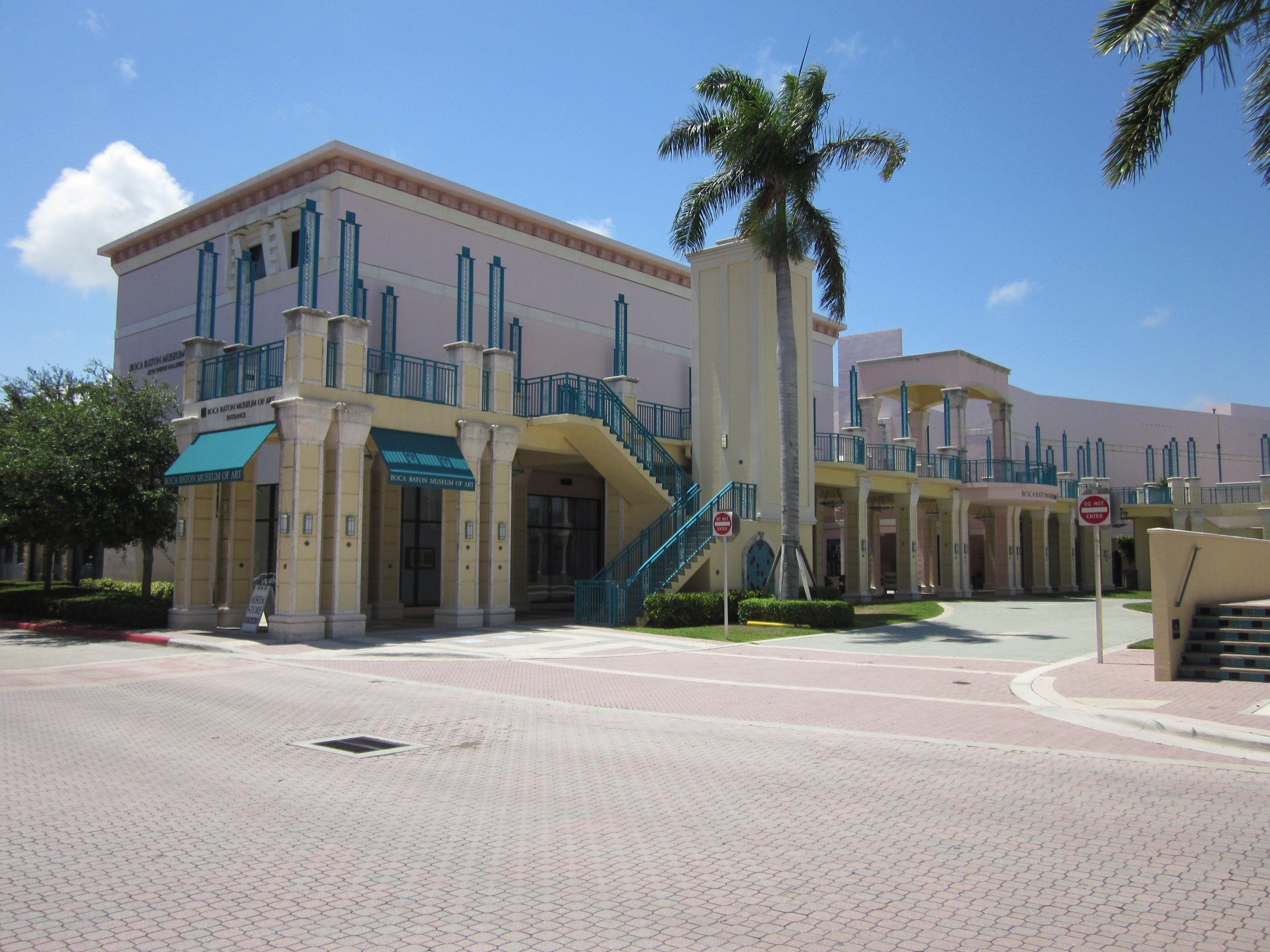 Mizner Park in Boca Raton, Florida, near the Boca Raton Museum of Art