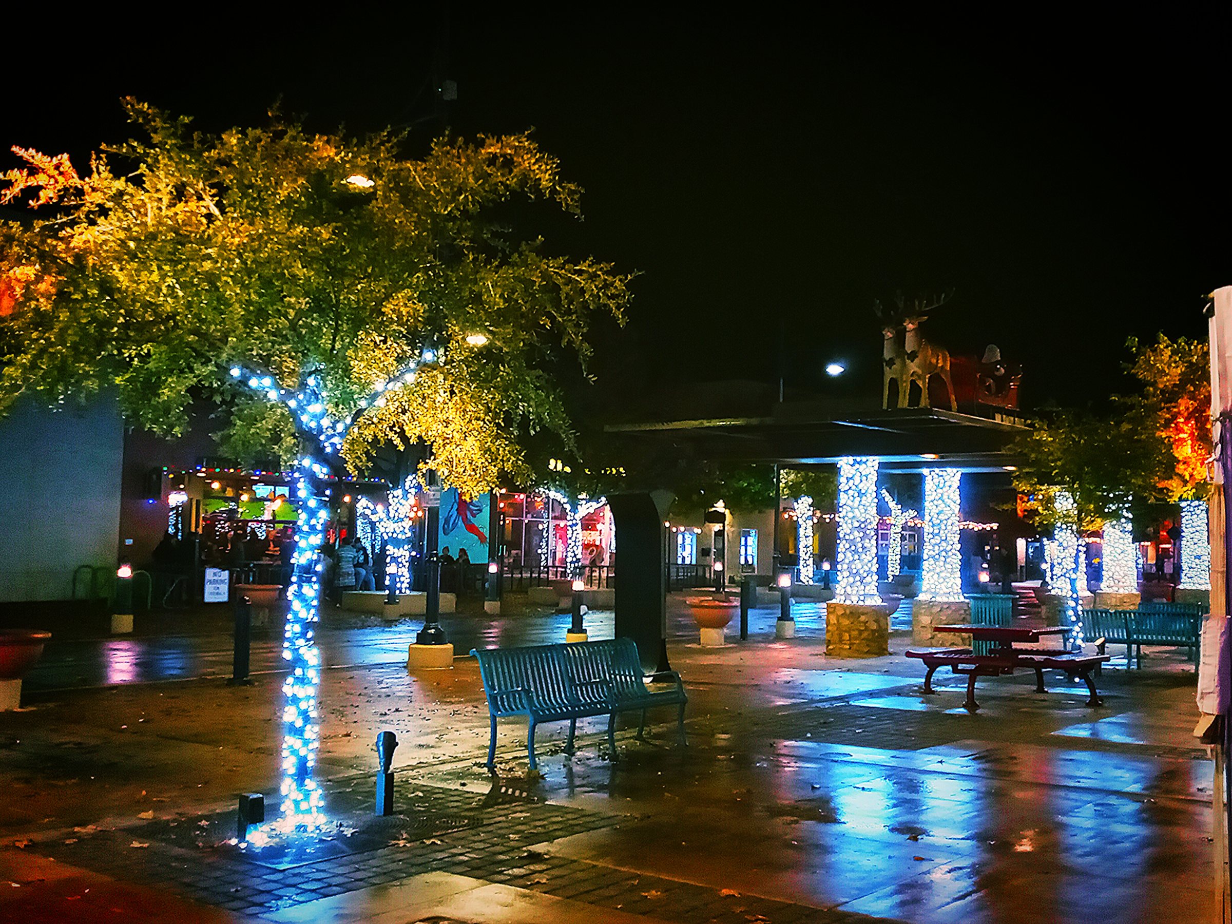 A plaza in downtown Las Cruces, New Mexico, decorated with lights at night