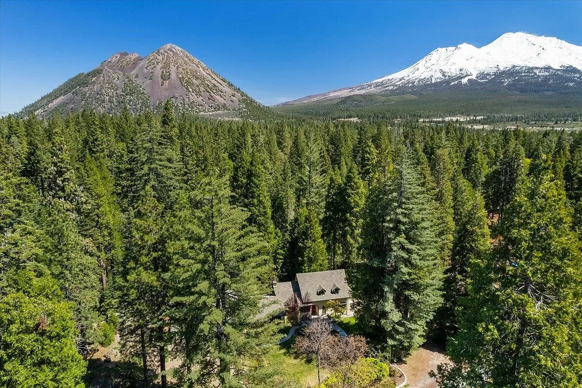1405 Audubon Rd Is the Kind of Mount Shasta Property That Doesn't Come Around Twice