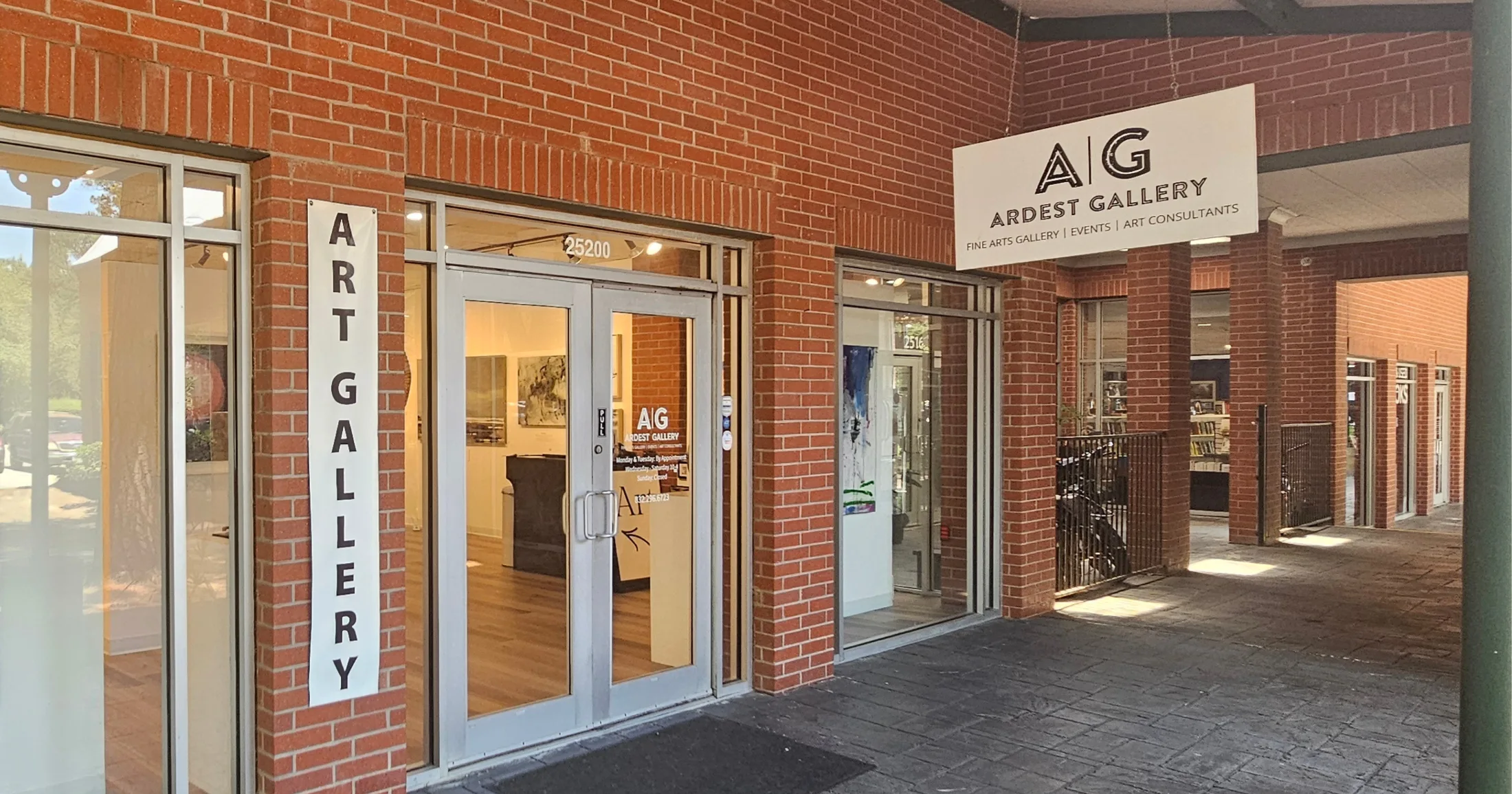 Ardest Gallery Is the Only Fine Arts Gallery in The Woodlands — and It's Doing a Lot More Than Selling Art
