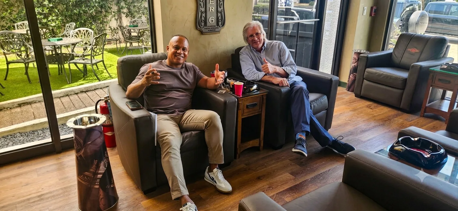 A cool spot for a few friends to have an afternoon meeting while enjoying the smoot smoke of a cigar!