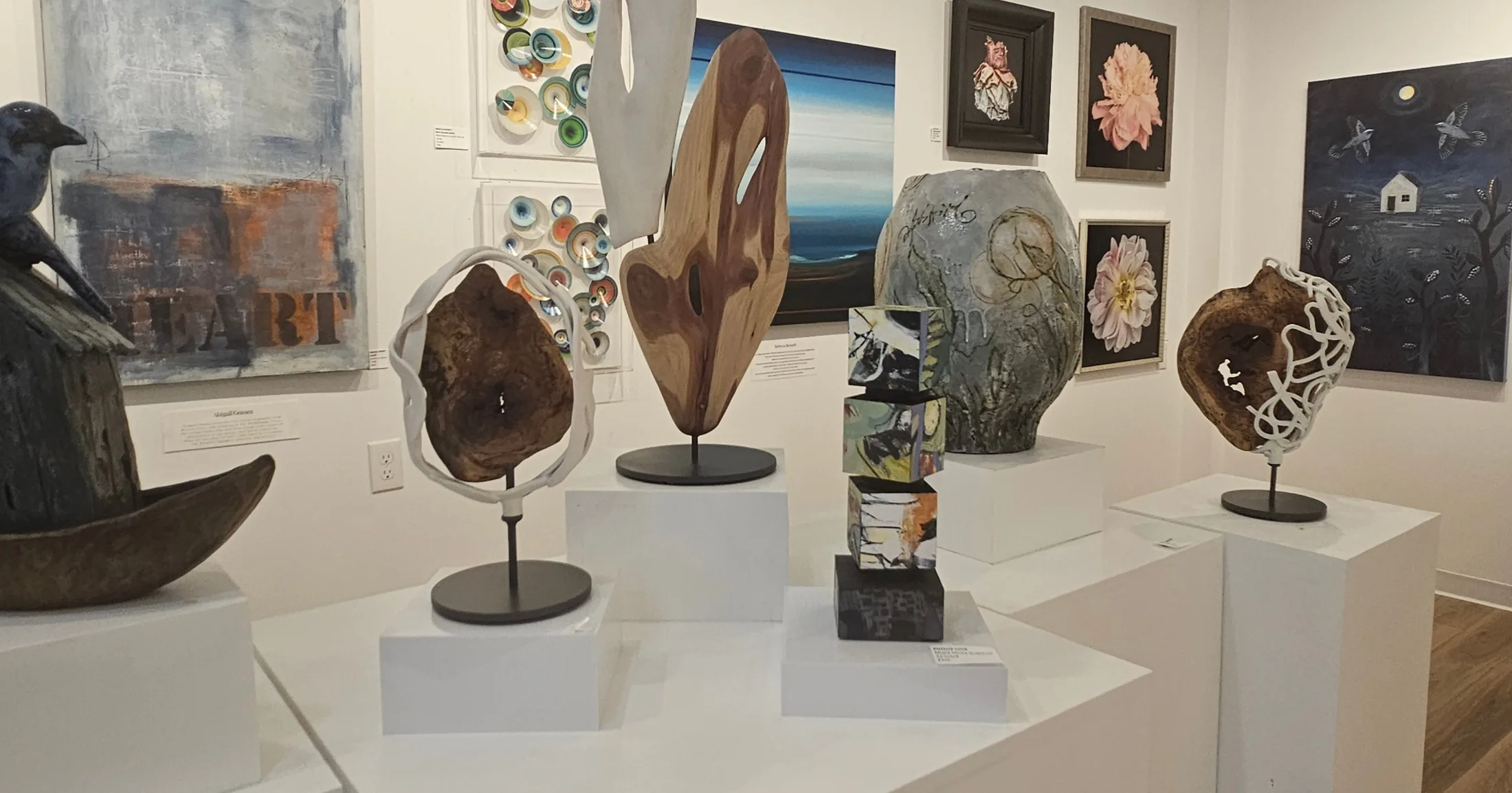 Sculpture and painting exhibition inside Ardest Gallery