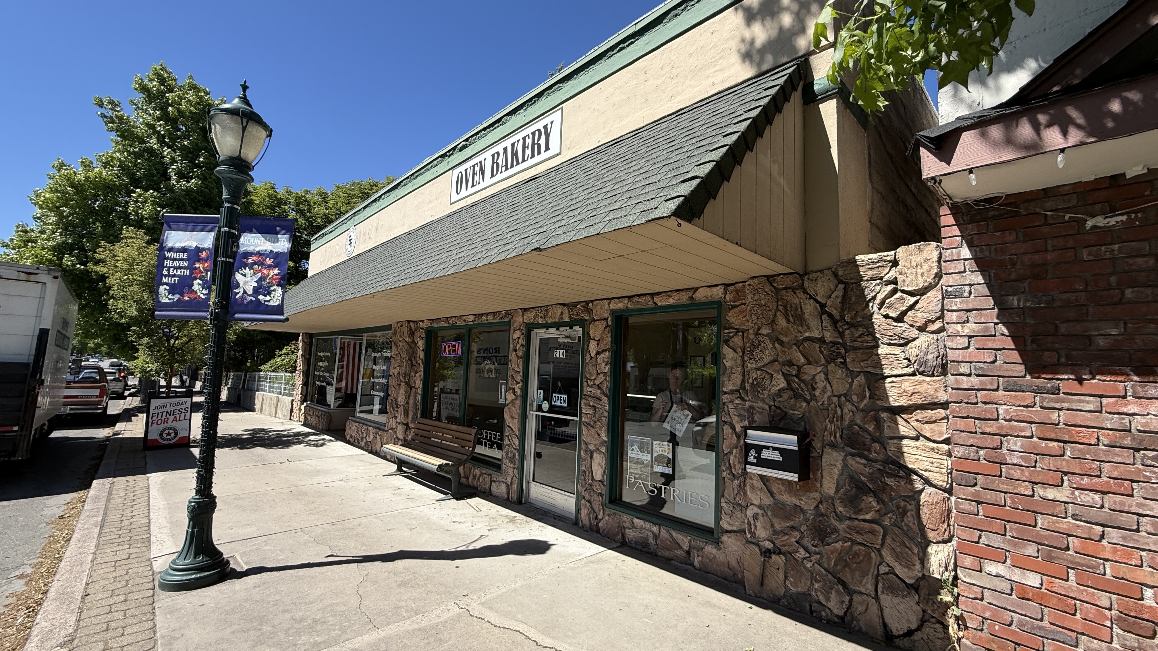 Bob's Oven Is the Weekly Bread Run